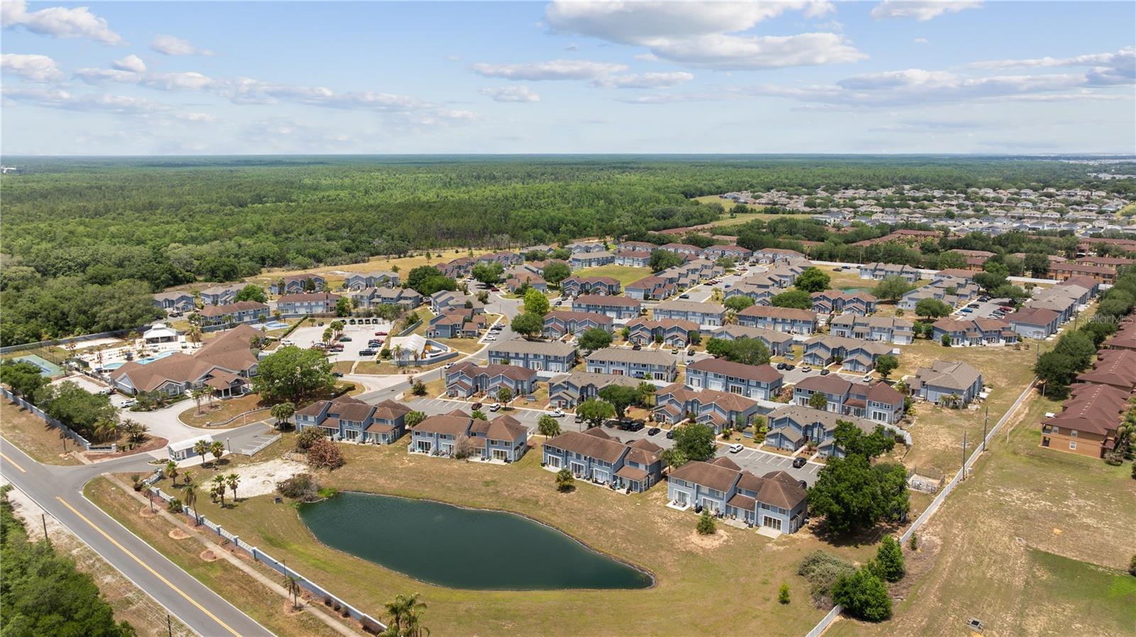 ISLAND CLUB WEST - Residential