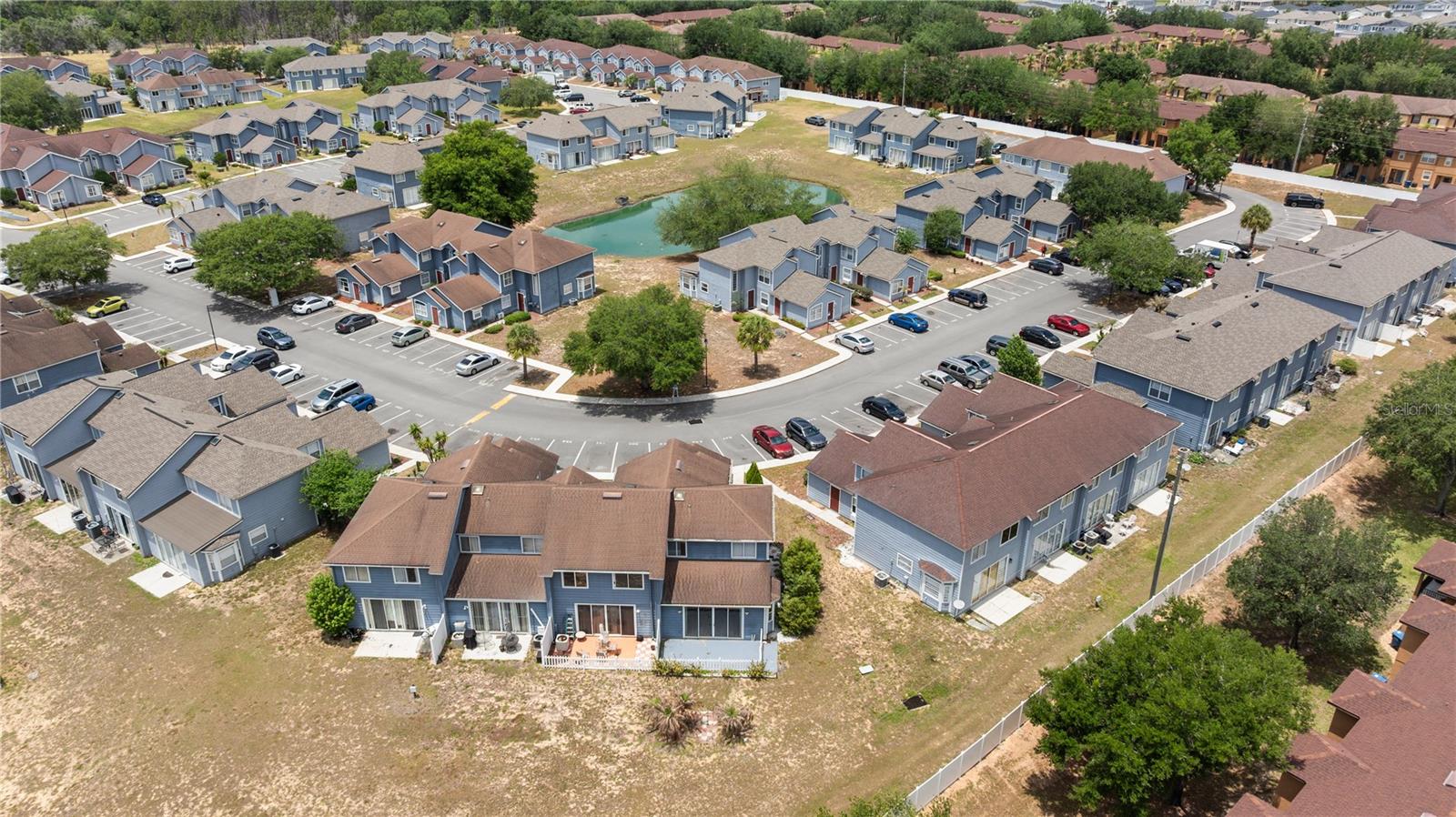 ISLAND CLUB WEST - Residential