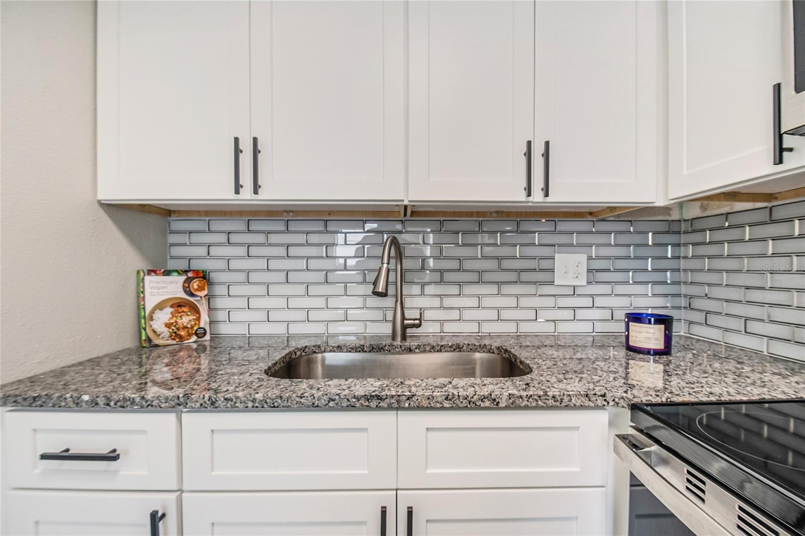 WOODMERE PARK 2ND REP - Residential Lease