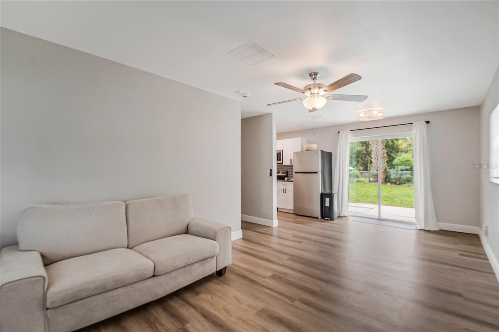WOODMERE PARK 2ND REP - Residential Lease