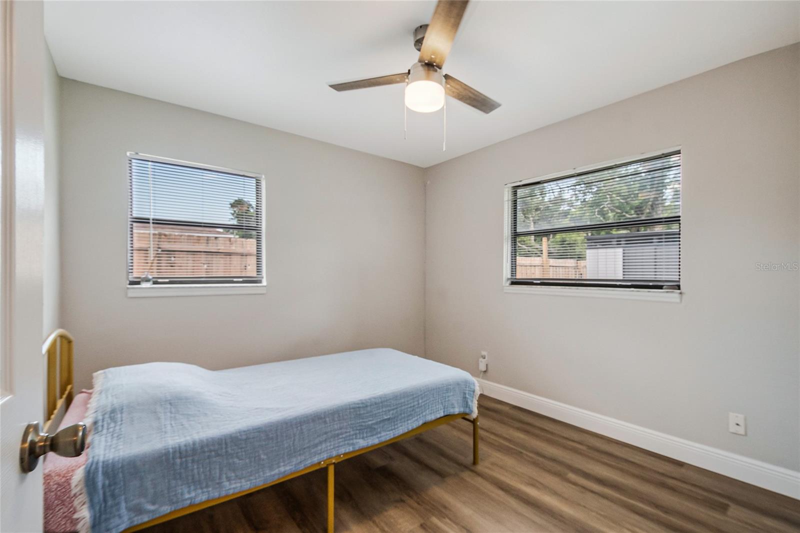 WOODMERE PARK 2ND REP - Residential Lease