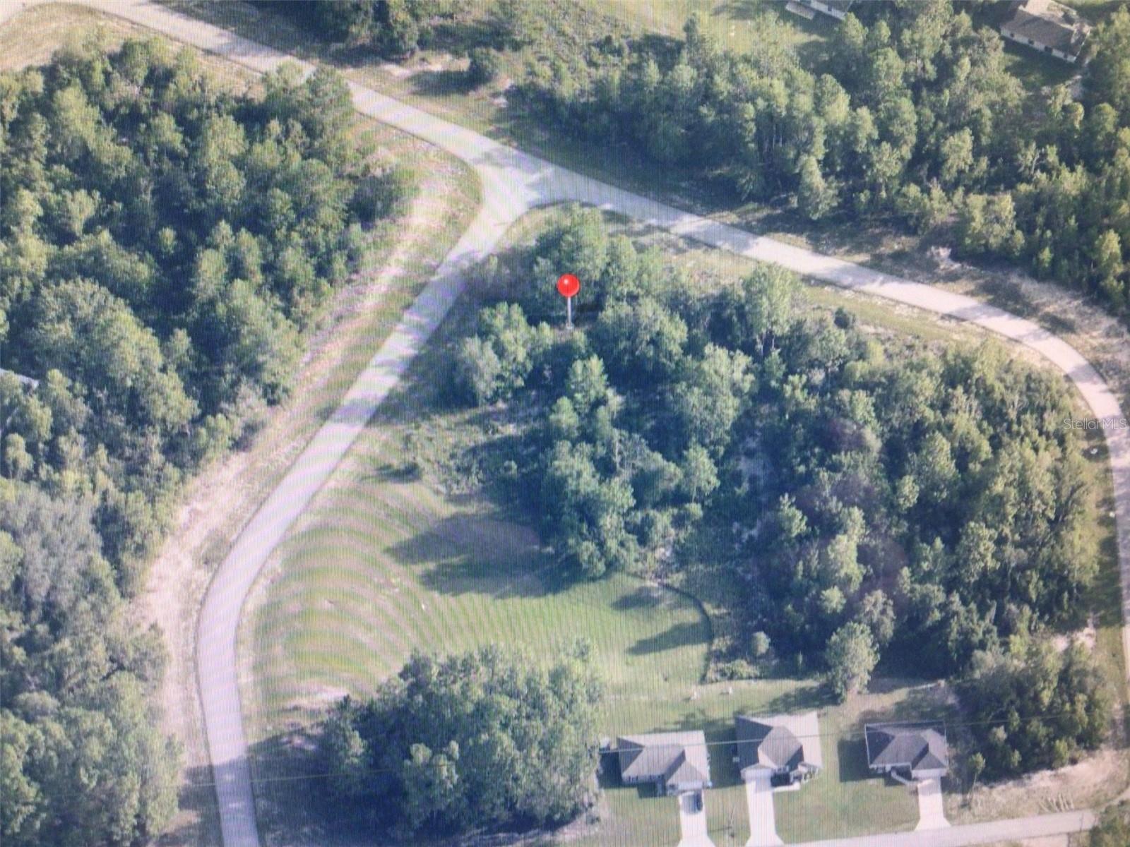 MARION OAKS - Land