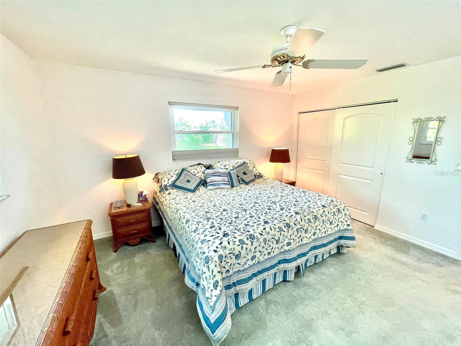 HOURGLASS LAKE ESTATES - Residential