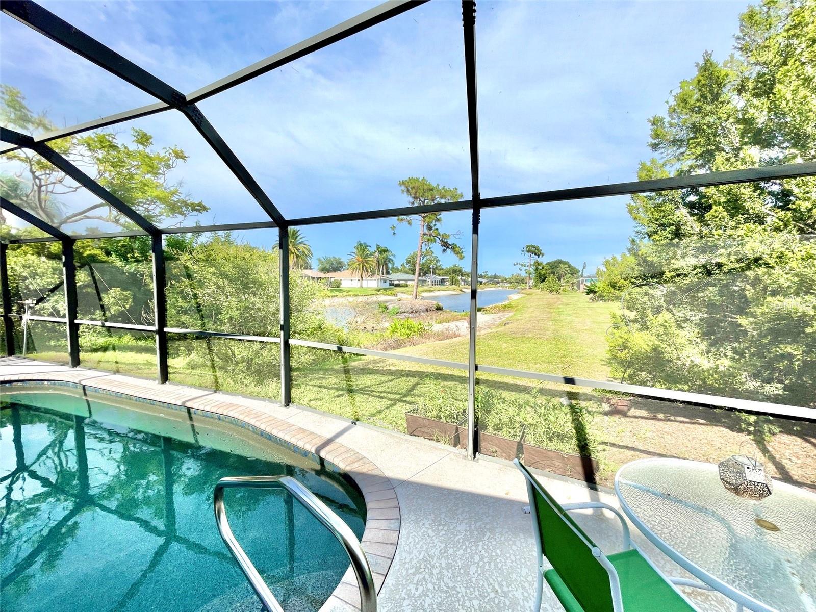 HOURGLASS LAKE ESTATES - Residential