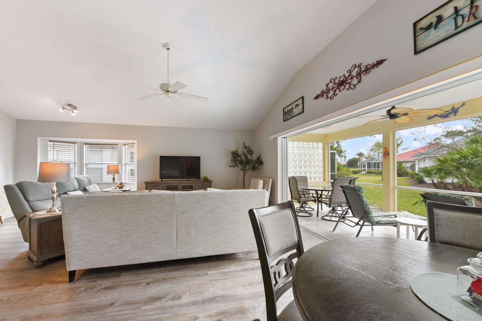 MARINERS PASS CONDO - Residential