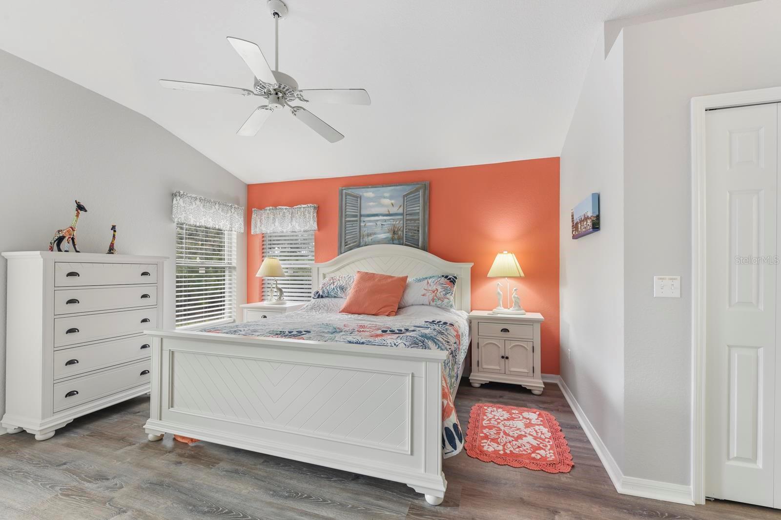 MARINERS PASS CONDO - Residential