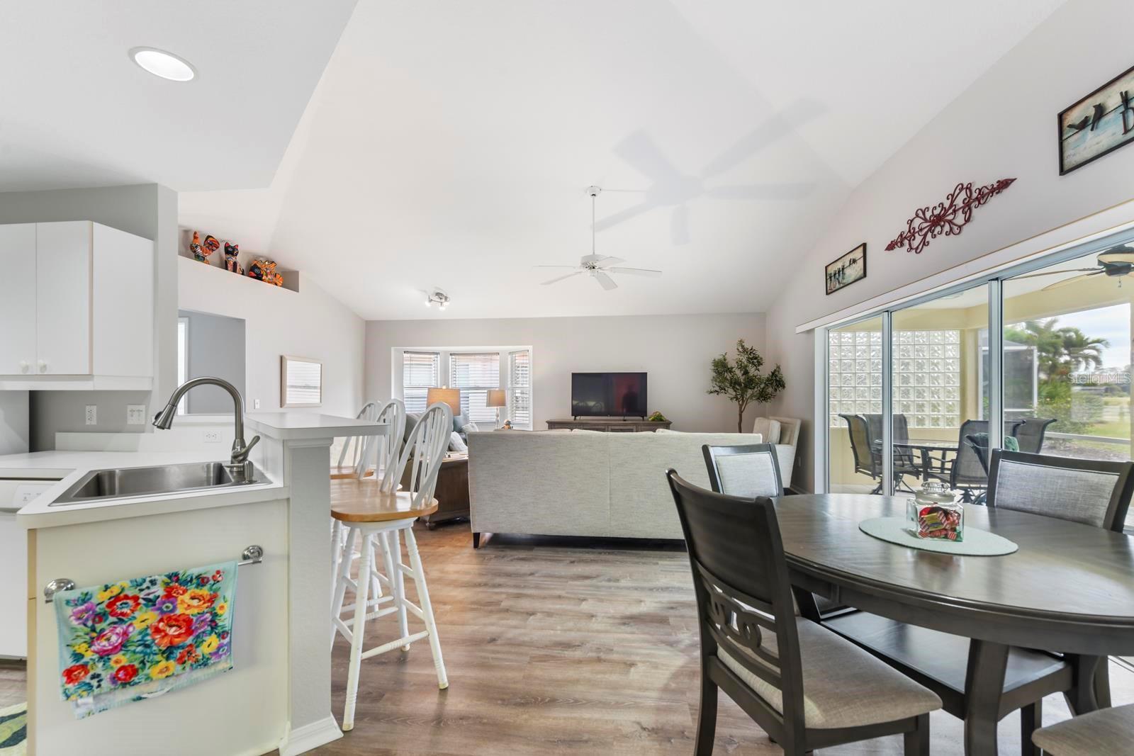 MARINERS PASS CONDO - Residential