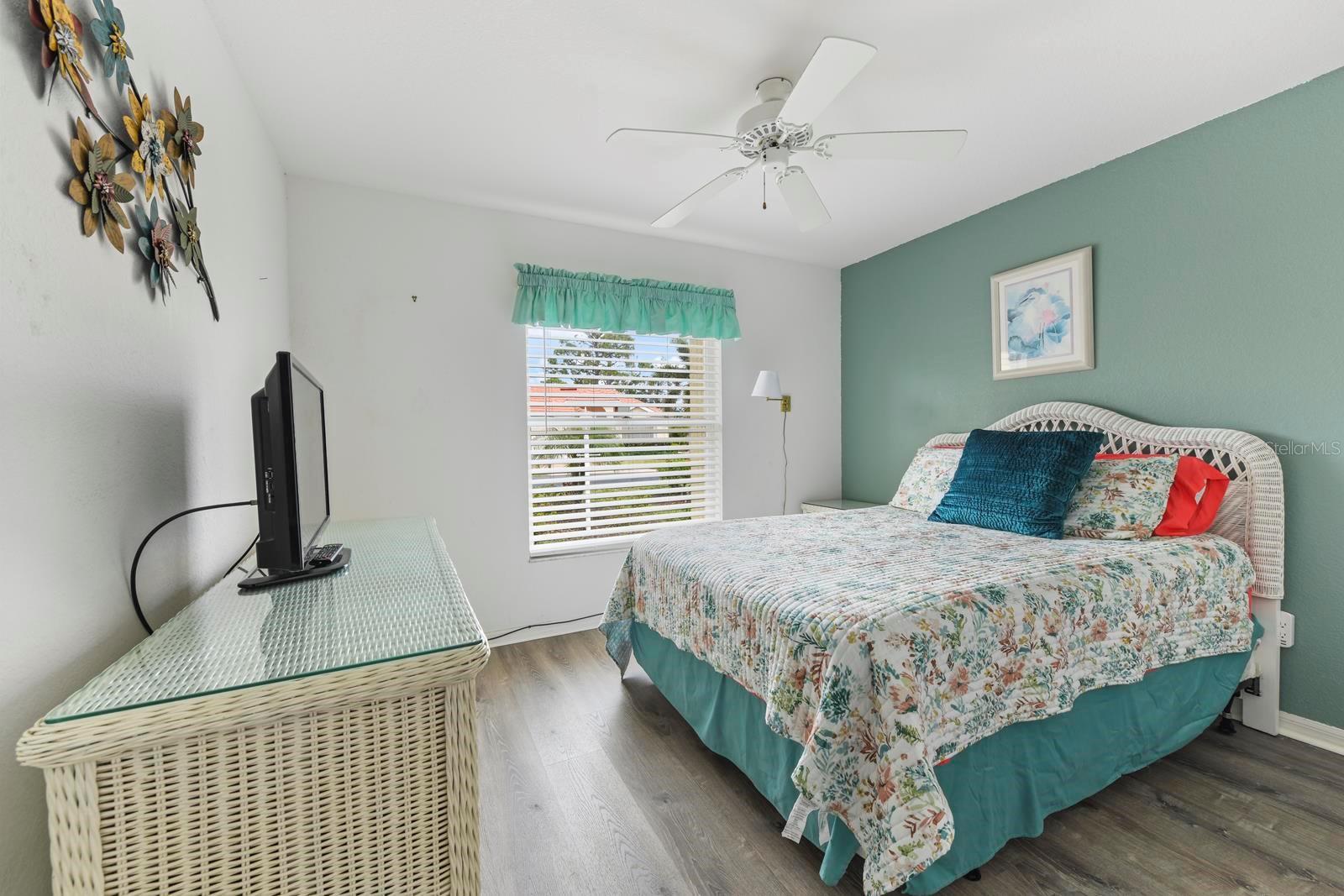 MARINERS PASS CONDO - Residential