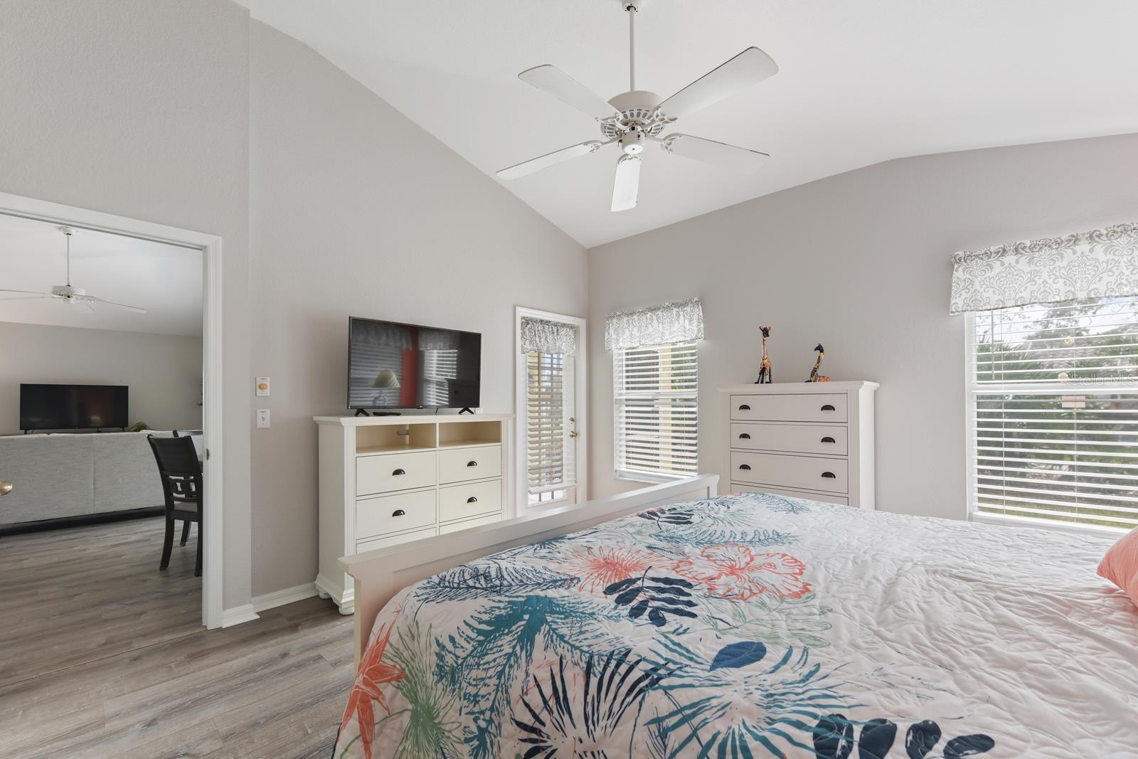 MARINERS PASS CONDO - Residential