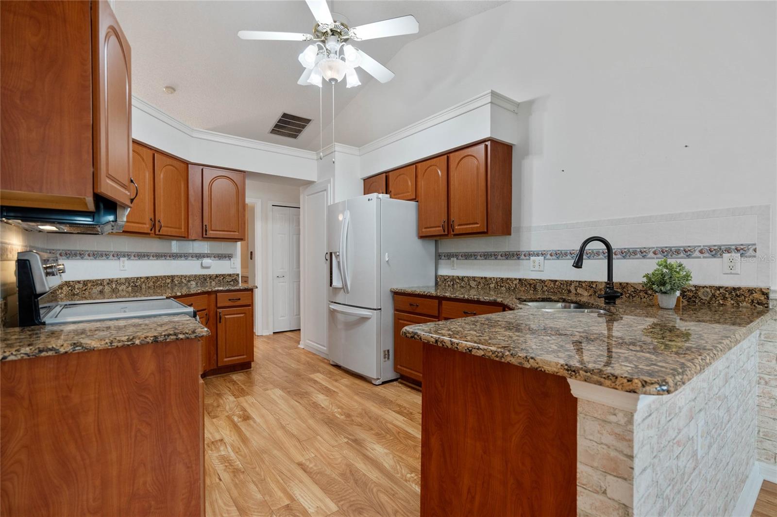 PLANTATION AT LEESBURG GREENTREE - Residential