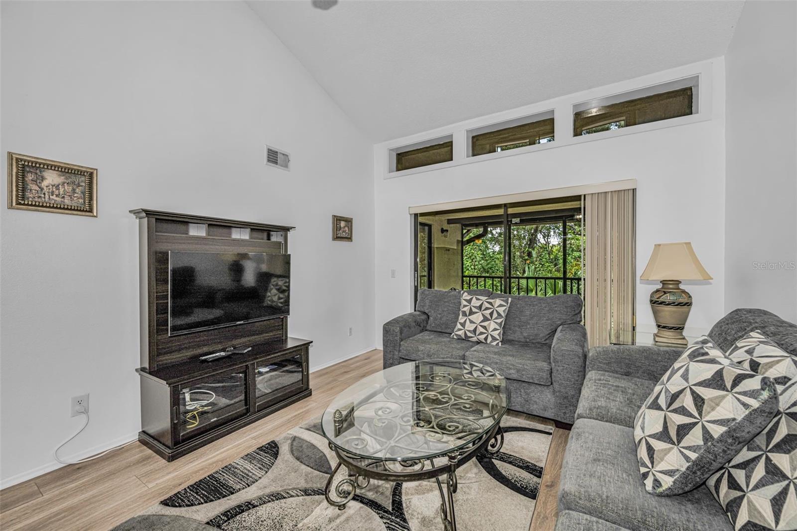 EAST LAKE WOODLANDS WOODLAKE RUN - Residential