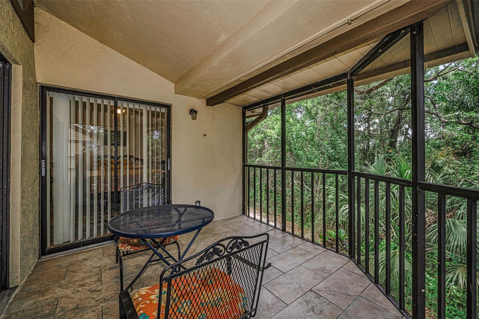 EAST LAKE WOODLANDS WOODLAKE RUN - Residential