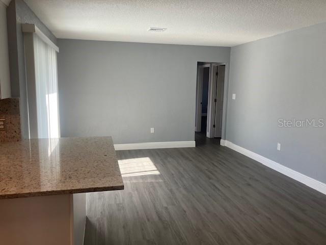 KINGS COVE - Residential