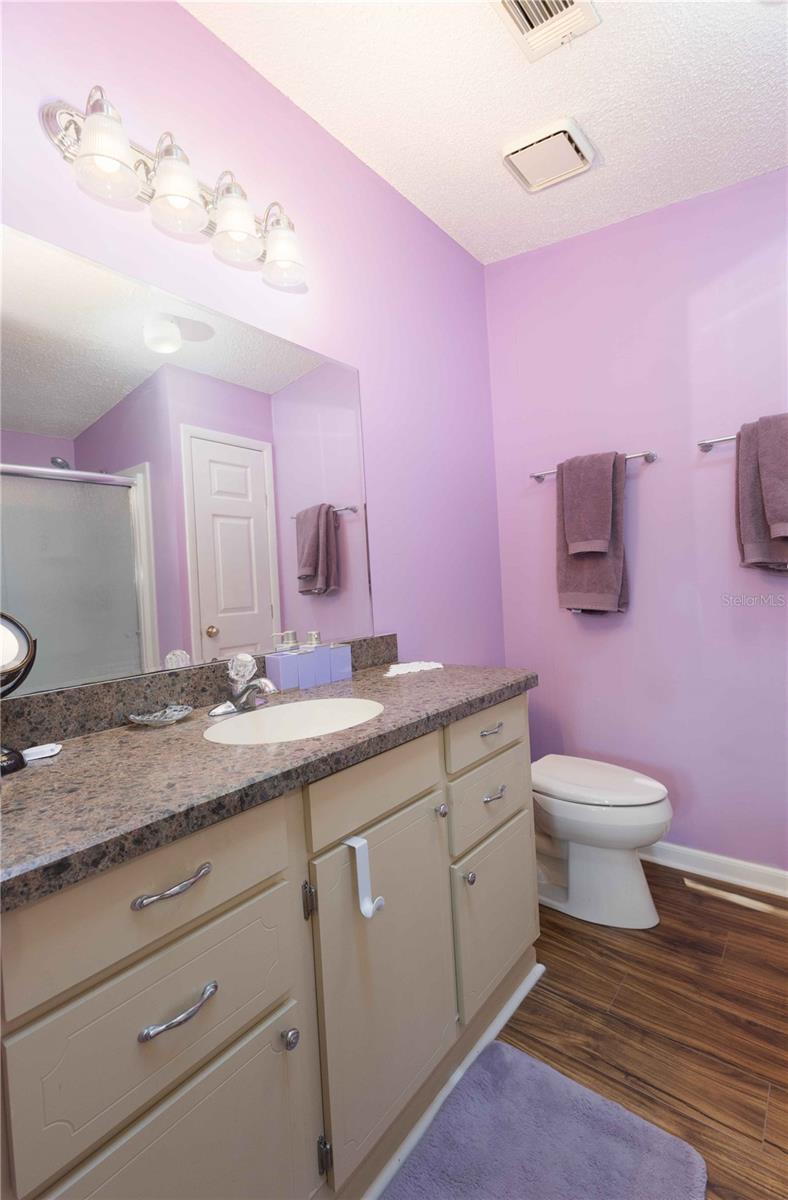 LADY LAKE ORANGE BLOSSOM GARDENS UNIT 13 - Residential Lease