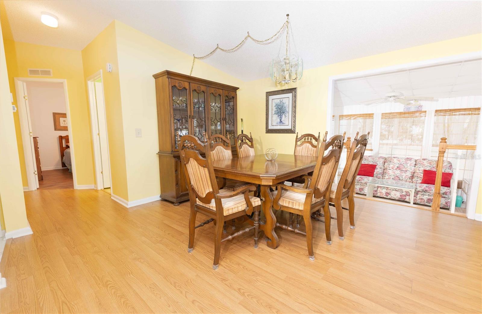 LADY LAKE ORANGE BLOSSOM GARDENS UNIT 13 - Residential Lease