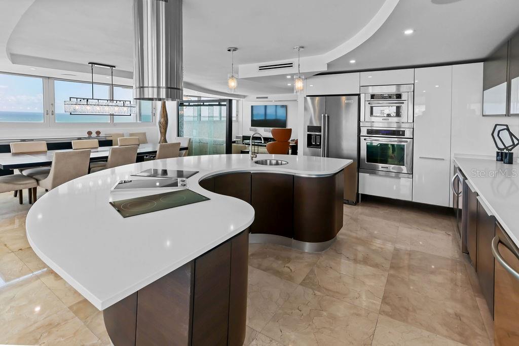 ISLA VERDE - BEACH TOWER - Residential