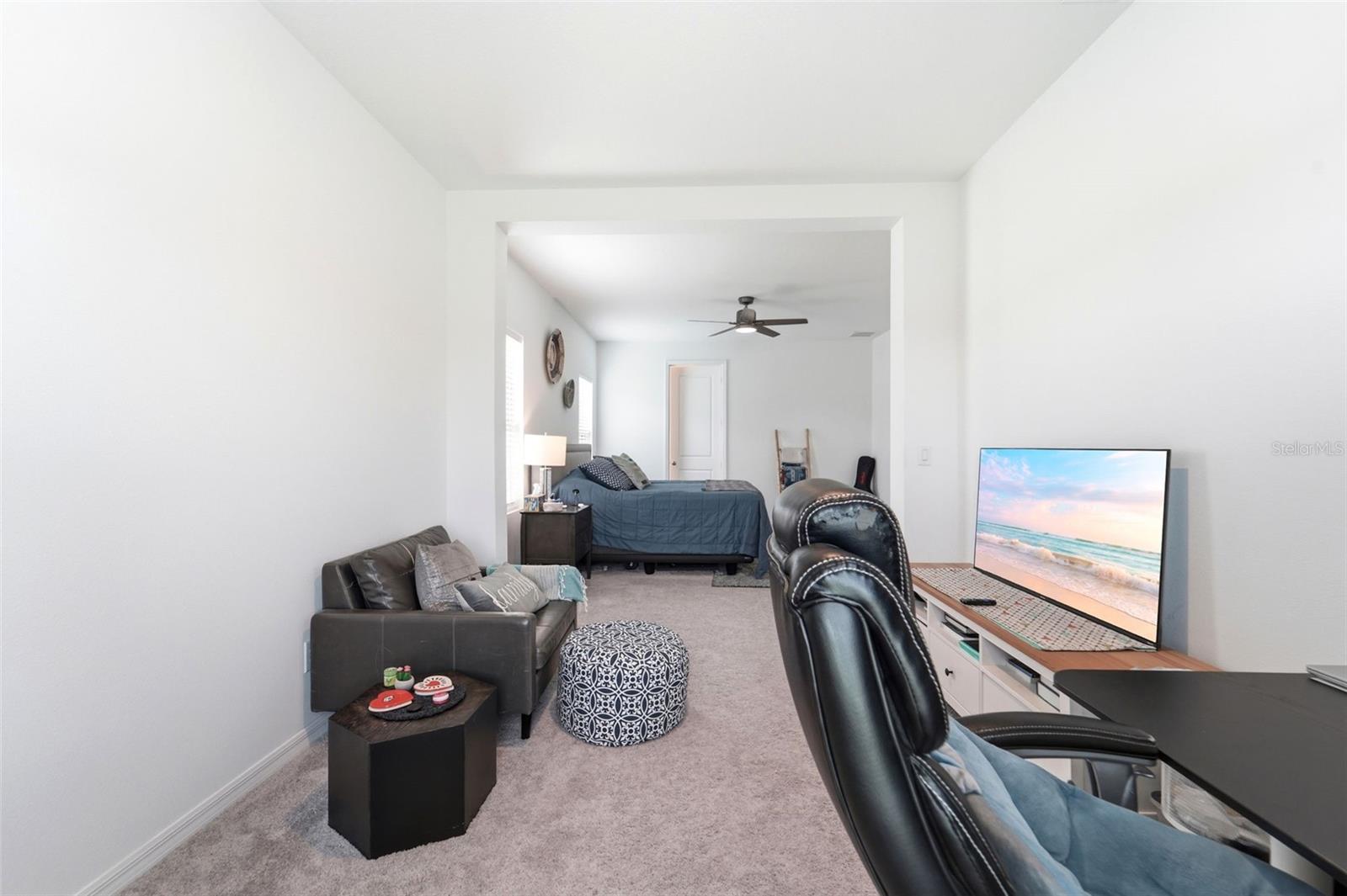 LINCOLN OAKS - Residential