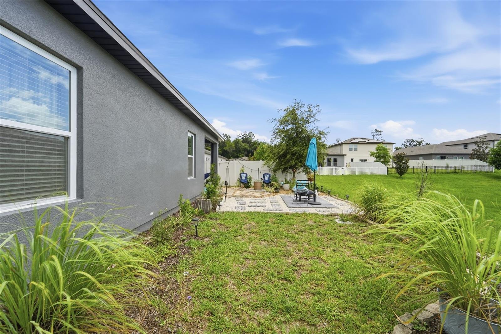 LINCOLN OAKS - Residential