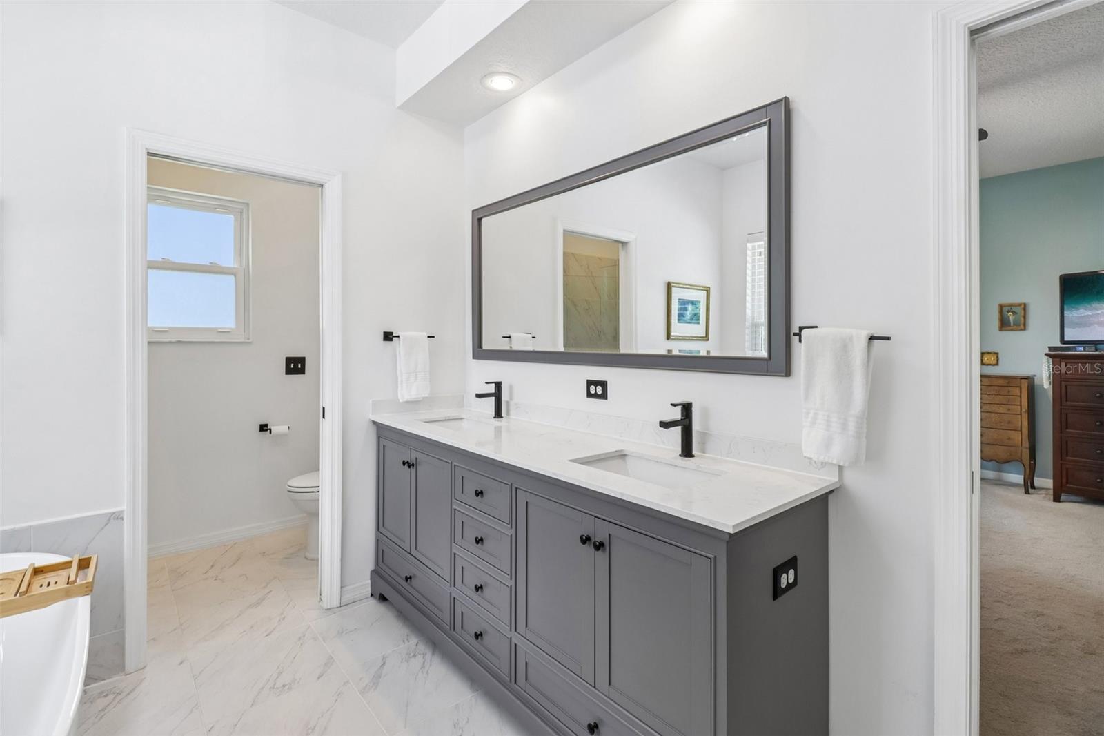 REGAL COVE - Residential