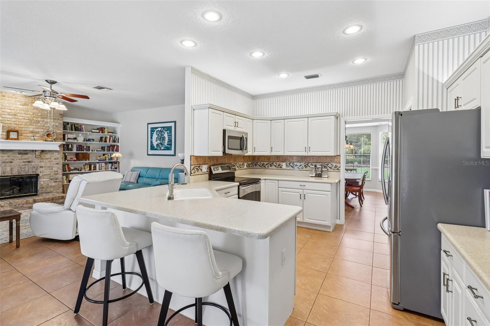 REGAL COVE - Residential