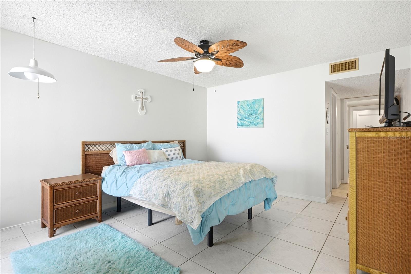WOODLAKE 1 CONDO - Residential
