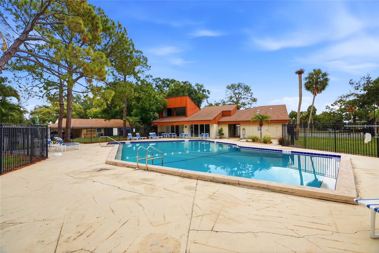 WOODLAKE 1 CONDO - Residential