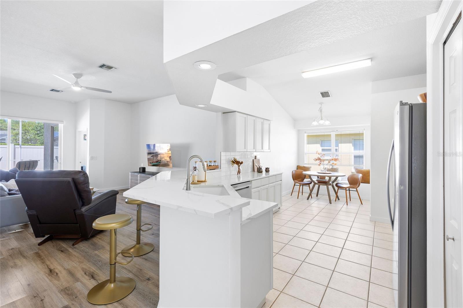 OAKSTEAD PARCEL 10 UNIT 2 - Residential