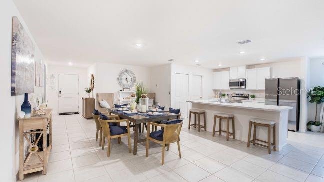 ROYAL HIGHLANDS - Residential