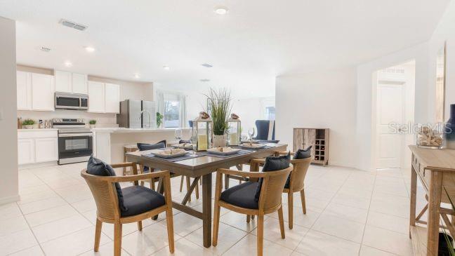 ROYAL HIGHLANDS - Residential