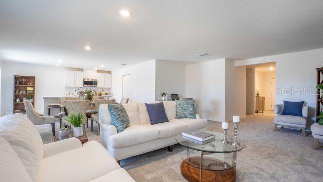 ROYAL HIGHLANDS - Residential