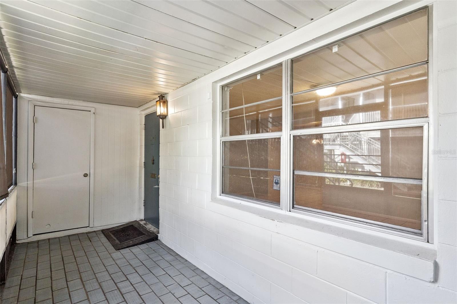 SANDLEWOOD CONDO - Residential