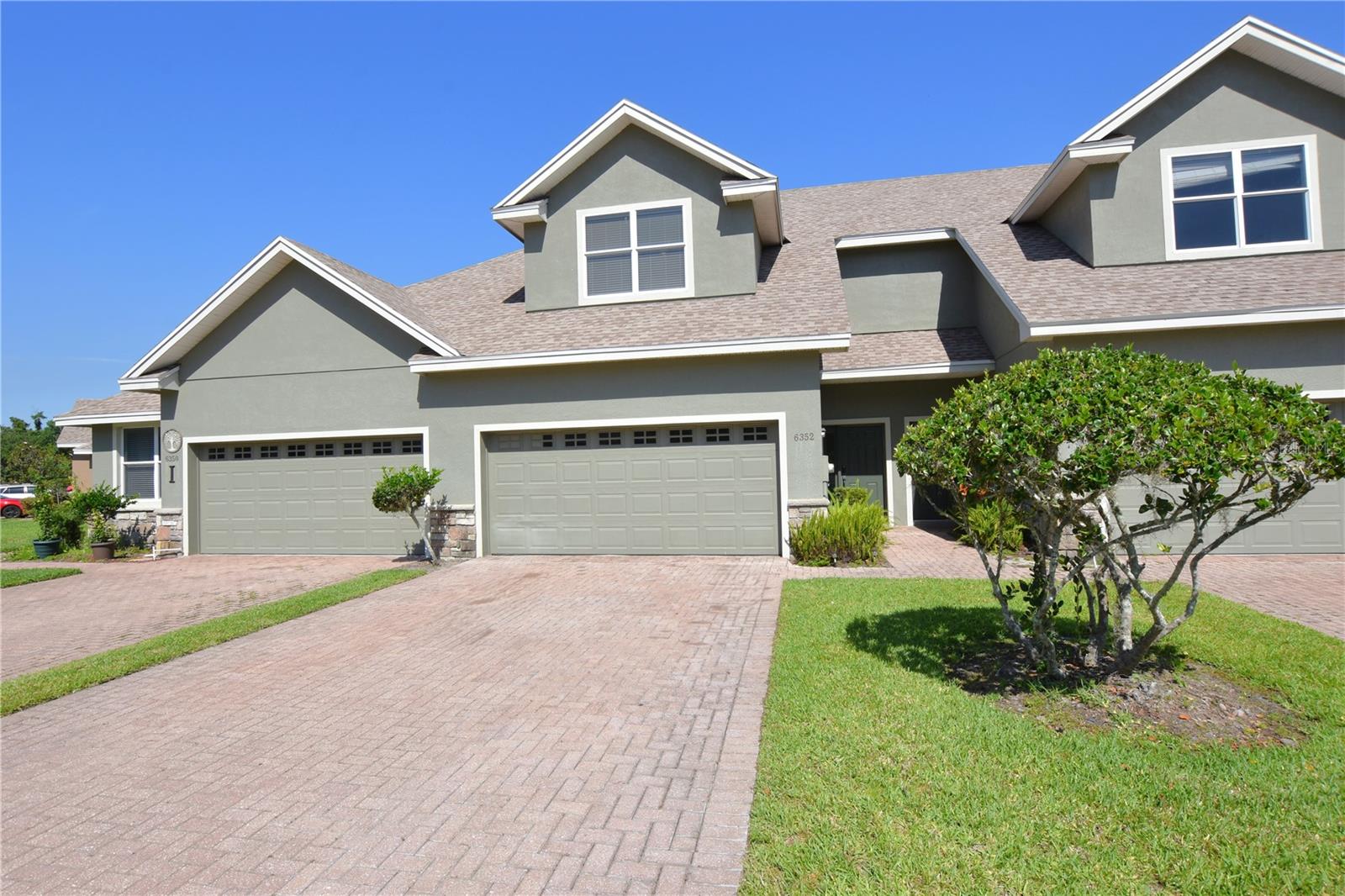 One or more photo(s) has been virtually staged. One or more photo(s) has been virtually staged. Check out this 4 bedroom 2.5 townhome in the gated Chelsea oaks community. This townhome boasts an open kitchen with stainless steel appliances and granite counter tops as well as a closet pantry and breakfast bar. Laminate flooring downstairs and carpeting upstairs. The master bedroom is on the ground floor and offers a ensuite master bath that has a dual sink vanity, tub with separate shower and a spacious walk in closet. Upstairs you will find 3 large bedrooms all with walk in closets. Also you will find a loft space that could be a siting space for reading or a small office. Other amenities include a 2 car garage and back porch. The community offers a workout space in the clubhouse and community pool. Great quiet neighborhood. Grocery and shopping near by.

    HOA requires $100 HOA Ap fee

    Administration Fee:
    Upon approval tenants will be subject to a $250 one-time administration fee.

    This property is proud to offer deposit-free living to qualified renters through Obligo! We understand that moving costs can add up, so we want to extend financial flexibility to our residents.

    Resident Benefit Package (Included in rental amount):
    -Bi-monthly A/C Filter Delivery
    -$100,000 Tenant Liability Insurance/ $10,000 Content Coverage
    -PestShare Service
    -Identity Protection
    -Credit building (All Credit Bureaus)
    -Piñata Tenant Rewards Program
    -Tenant Portal Access: Online payments & submission of maintenance requests
    -24 Hour Emergency Maintenance Hotline
    -One time Late Fee Forgiveness
    -$500 Rebate after closing if you purchase a home with one of our preferred Realtors