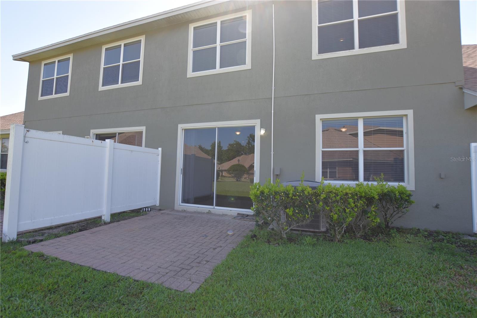 CHELSEA OAKS - Residential Lease