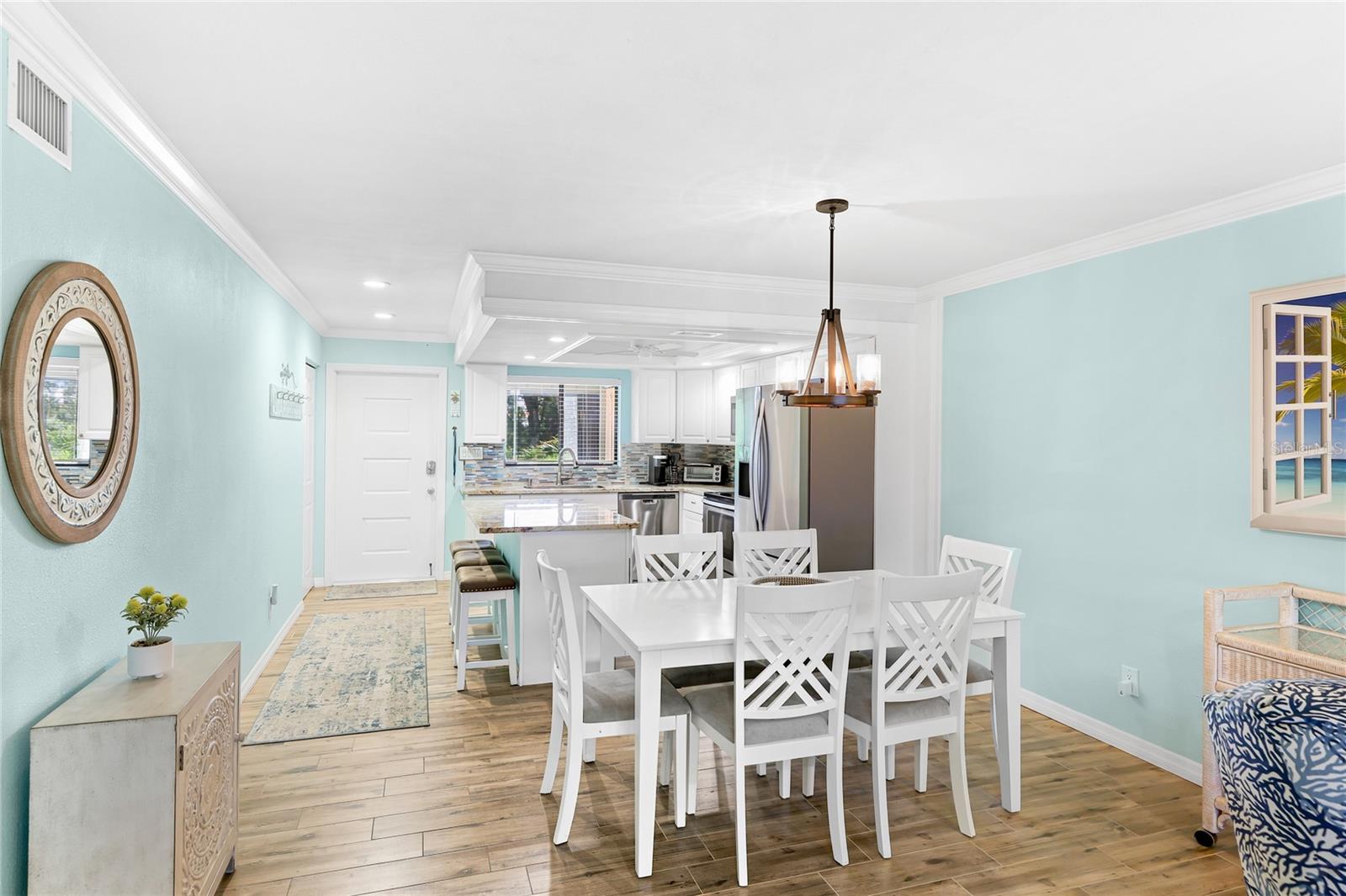 WESTBAY POINT & MOORINGS II - Residential
