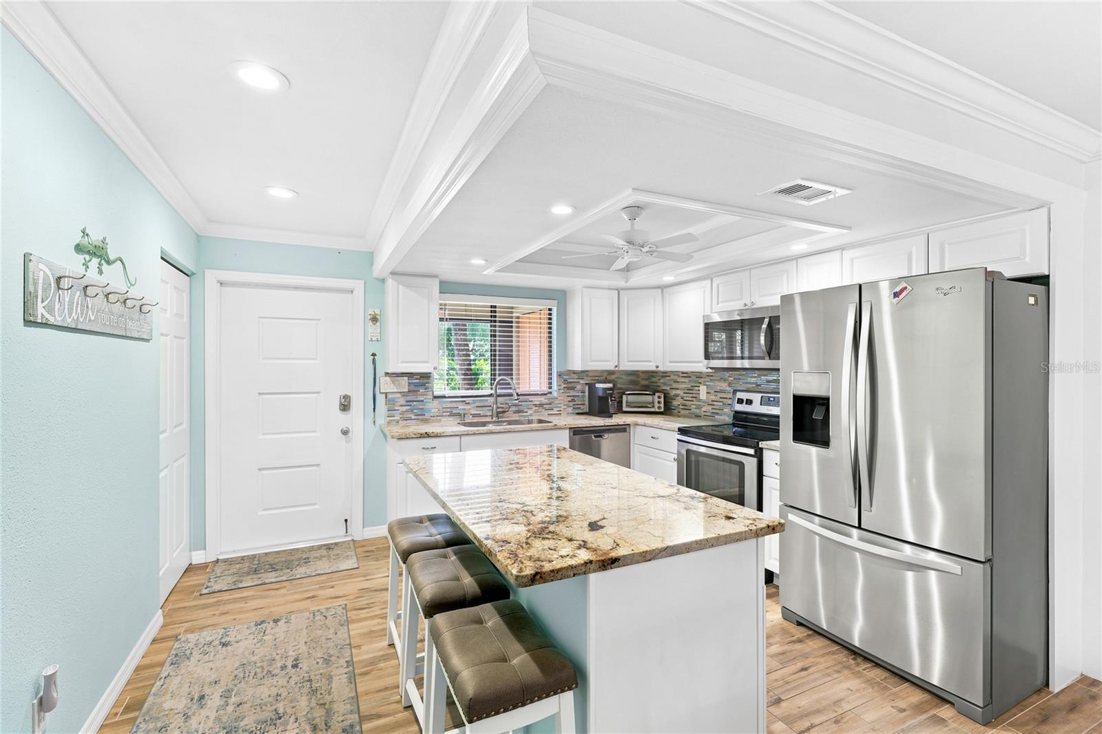 WESTBAY POINT & MOORINGS II - Residential