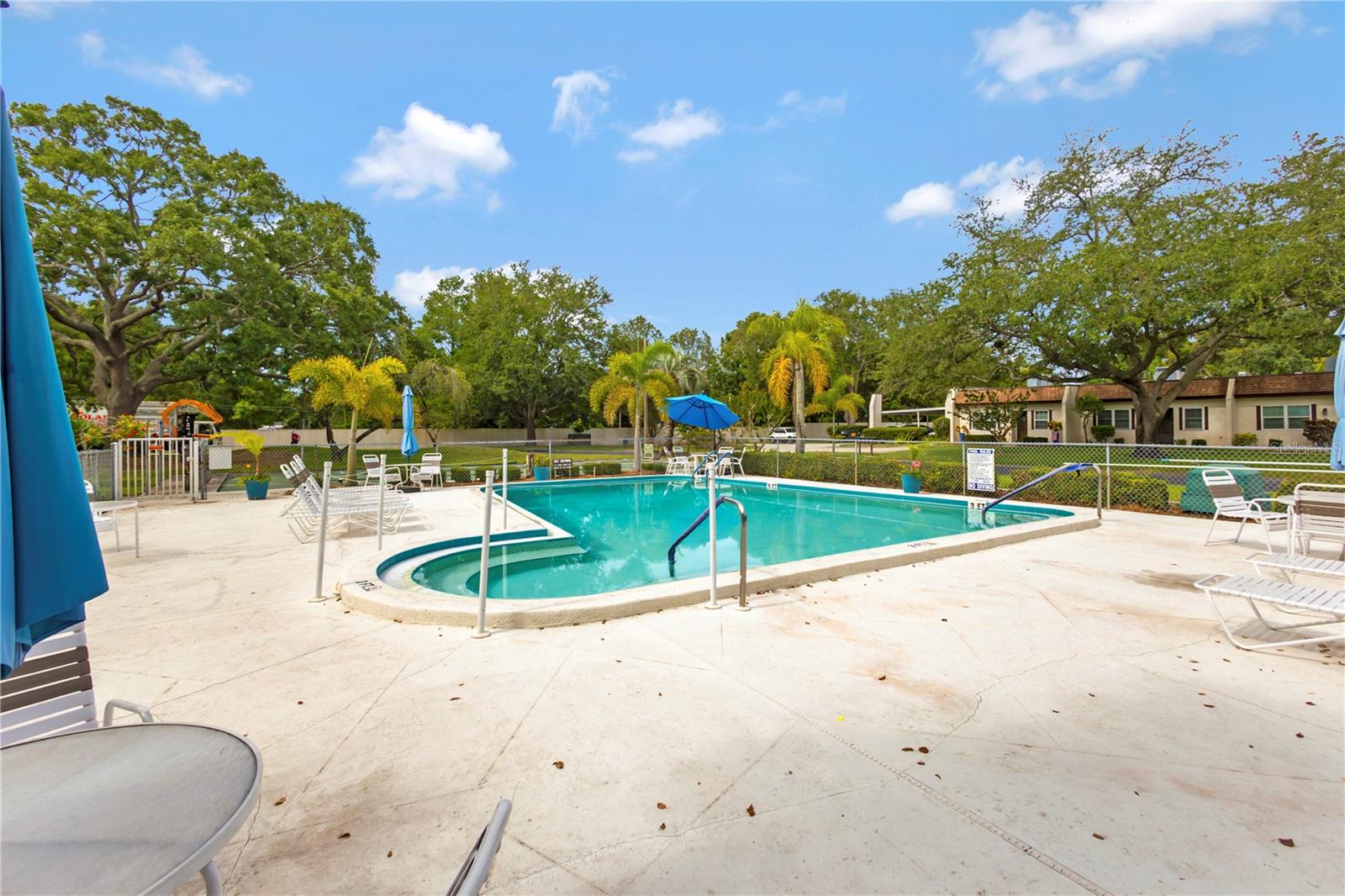 HIGHLAND LAKES MISSION GROVE CONDO - Residential