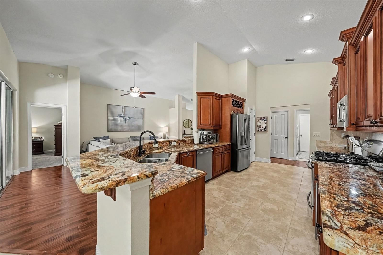 WESTCHASE SEC 377 - Residential