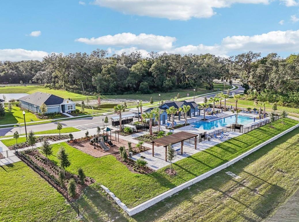 OAKFIELD AT MOUNT DORA - Residential