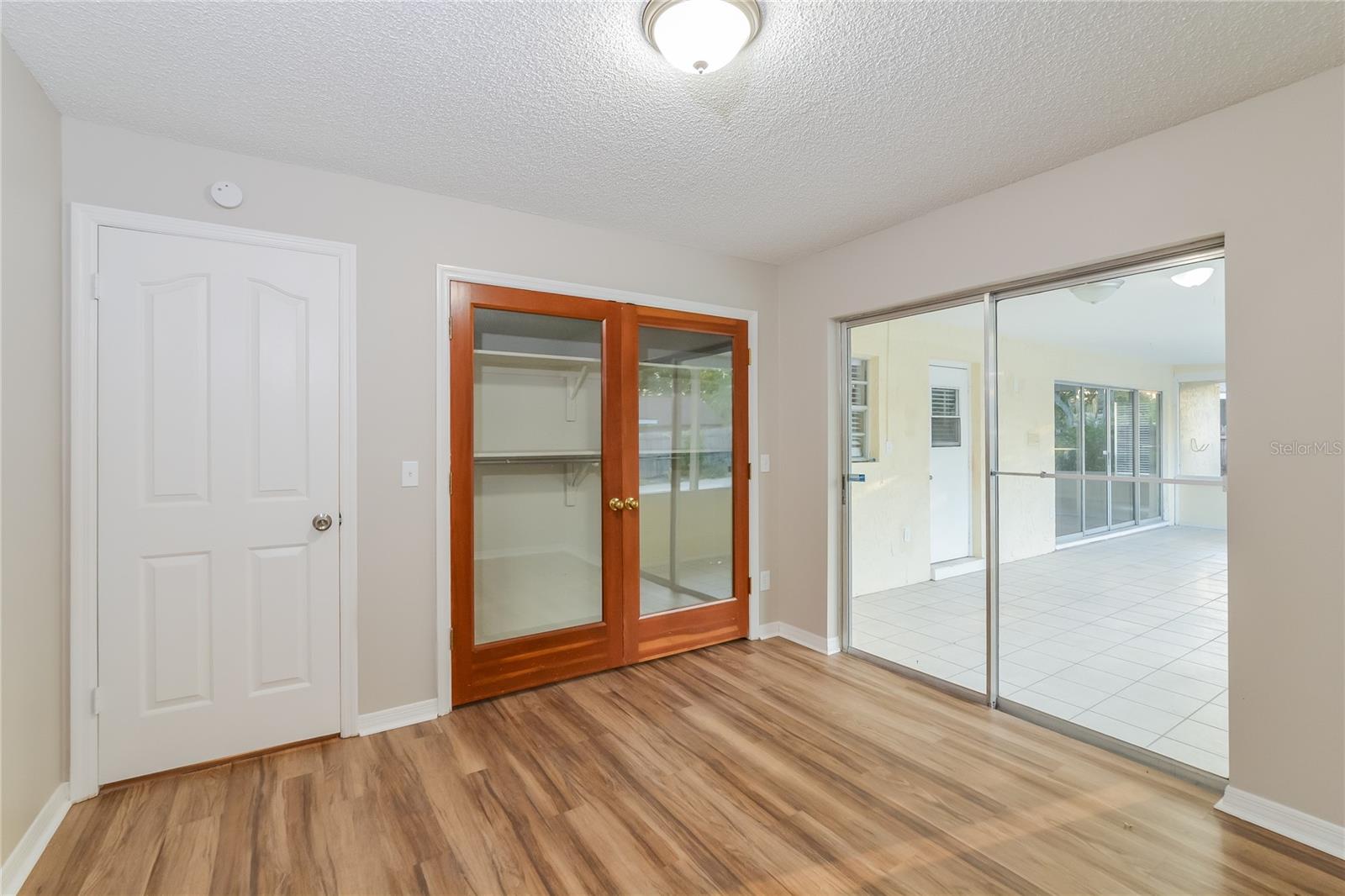 WOODSIDE VILLAGE - Residential