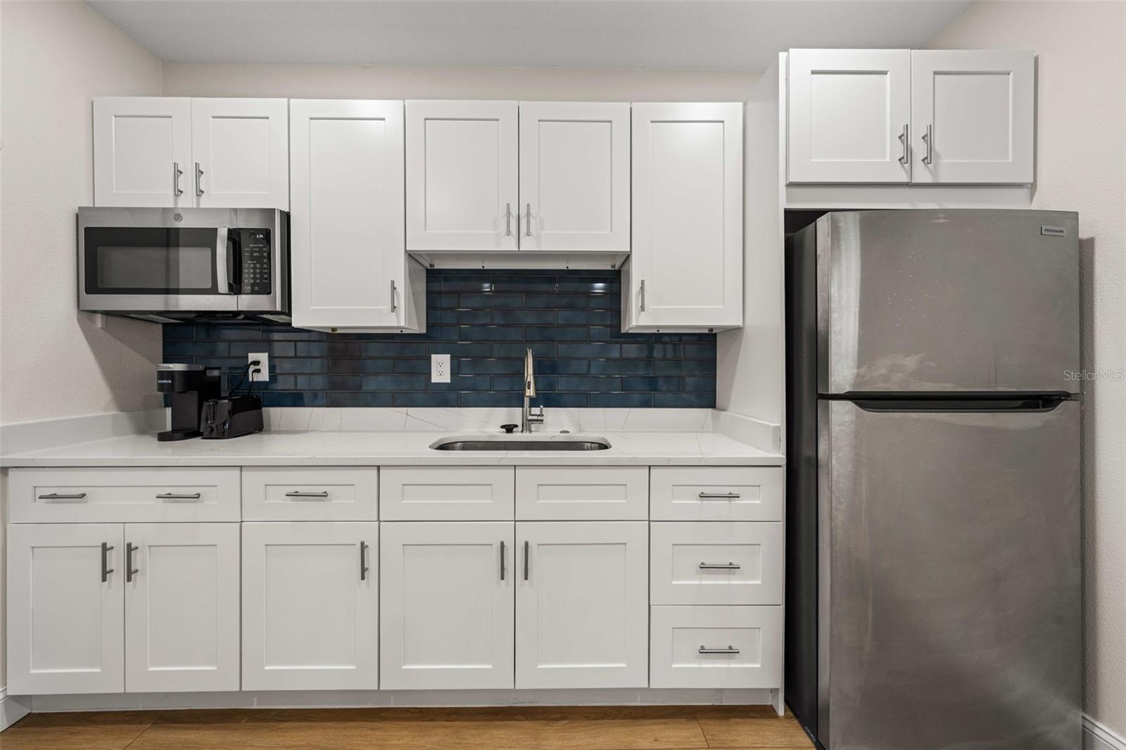 PARK MANOR ESTATES - Residential