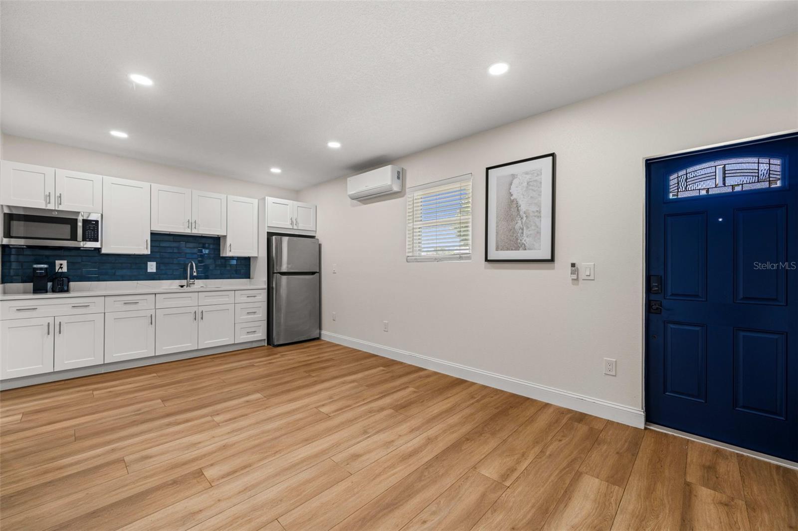 PARK MANOR ESTATES - Residential
