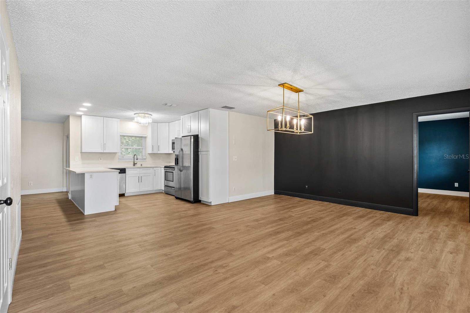 PARK MANOR ESTATES - Residential
