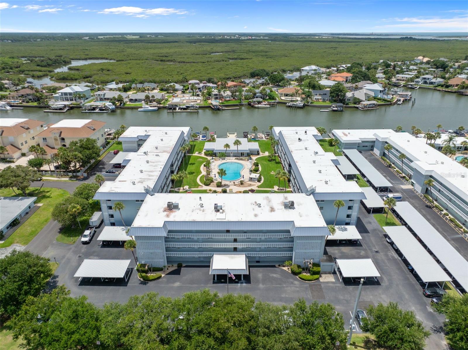 WATERWAY WEST CONDO - Residential