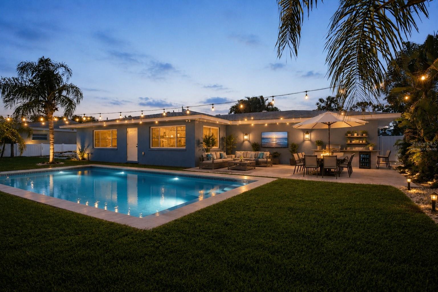 RIVERSIDE SHORES - Residential