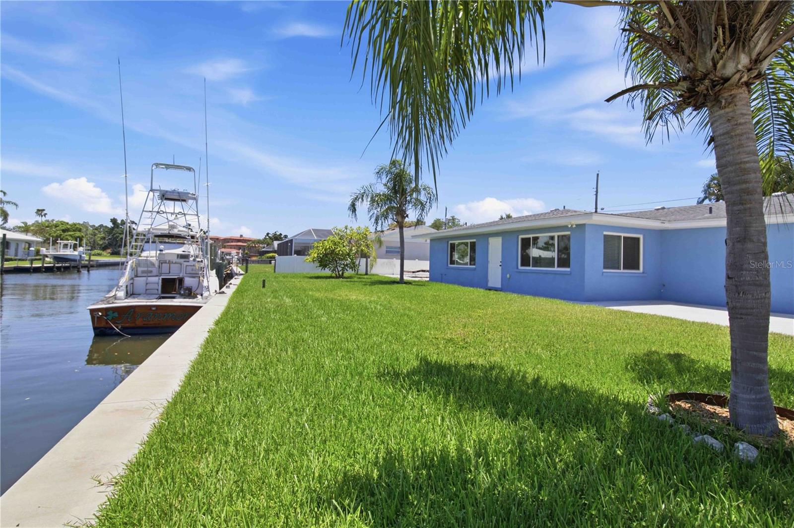 RIVERSIDE SHORES - Residential