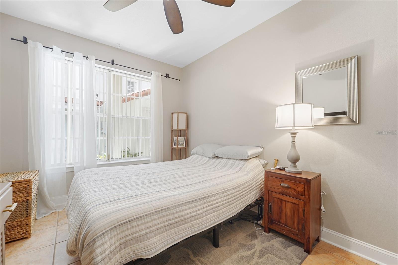 701 MIRROR LAKE CONDO - Residential Lease