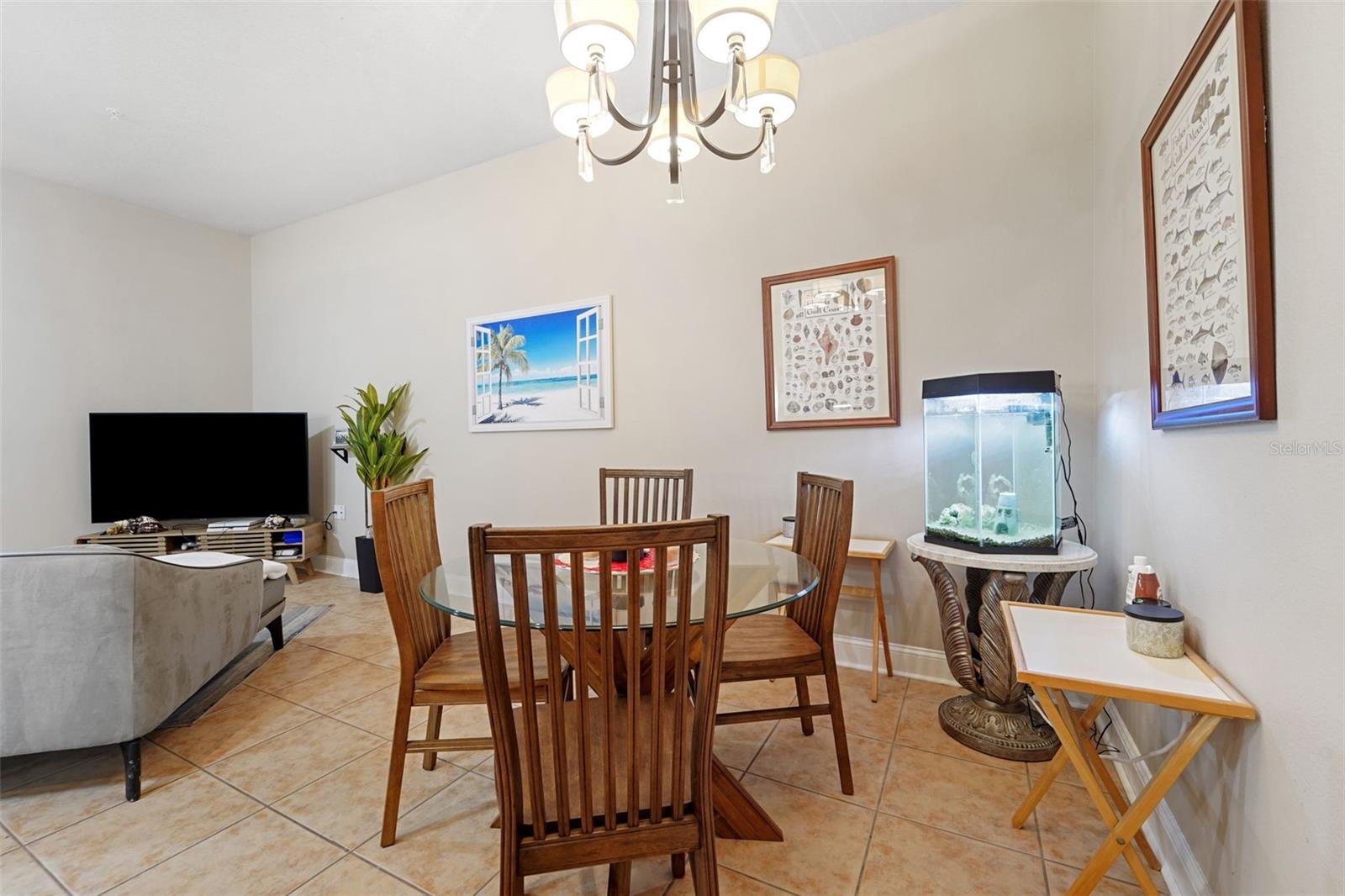 701 MIRROR LAKE CONDO - Residential Lease