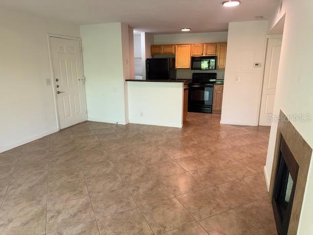 LAKEWOOD PARK - Residential Lease