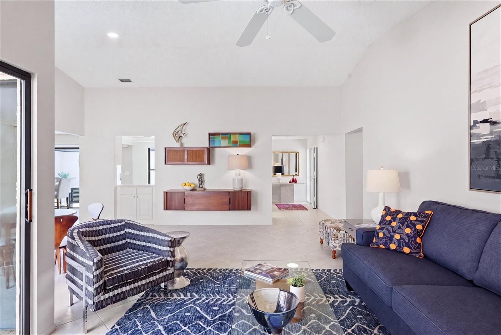 GLEN OAKS MANOR HOMES PH 2 - Residential