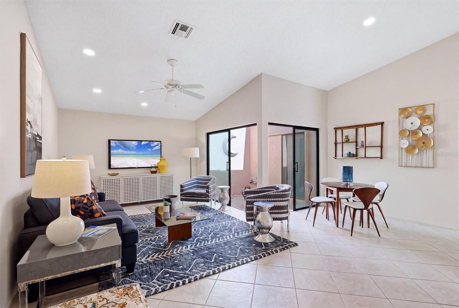 GLEN OAKS MANOR HOMES PH 2 - Residential